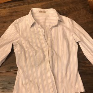 Women’s dress shirt ( fits like a small)